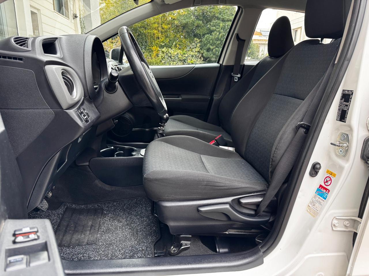 Toyota Yaris 1.4 D-4D 5 porte Active, Telecamera