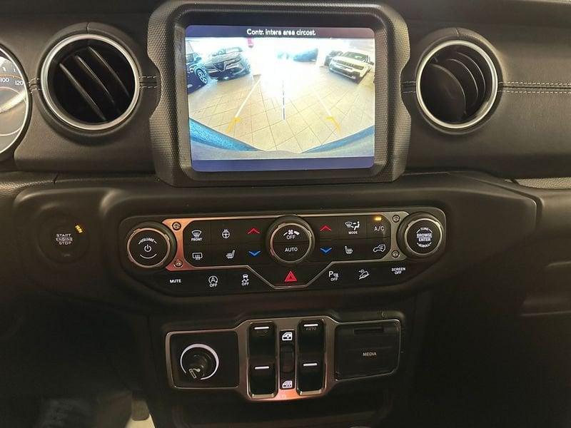 Jeep Wrangler Unlimited 2.2 Mjt II Sahara