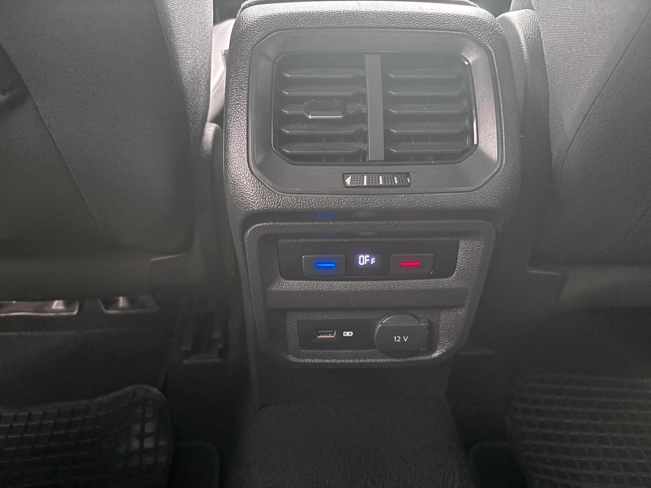 VOLKSWAGEN TIGUAN 2.0 TDI DSG NAVI-LED