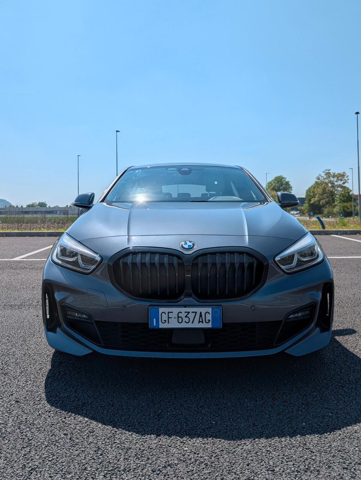 Bmw 116 116d 5p. Msport