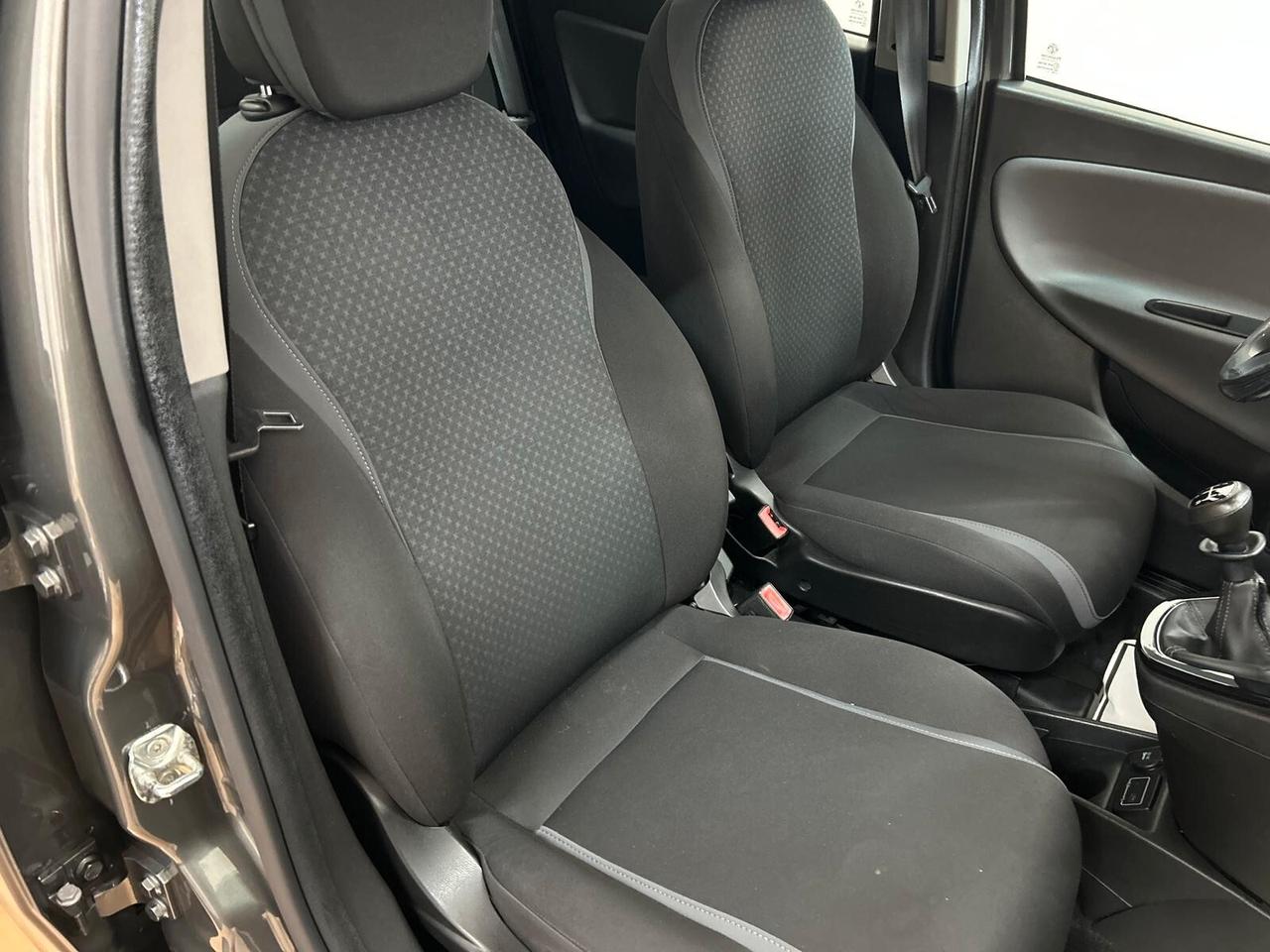 Lancia Ypsilon 1.2 69 CV 5 porte GPL Ecochic Gold