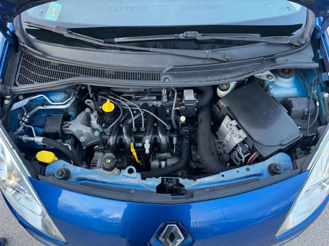 RENAULT Twingo 1.2 8V