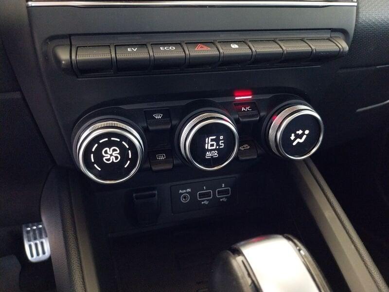 Renault Clio Clio 1.6 E-Tech hybrid Intens 140cv auto my21