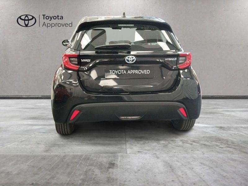 Toyota Yaris Hybrid Trend MY22