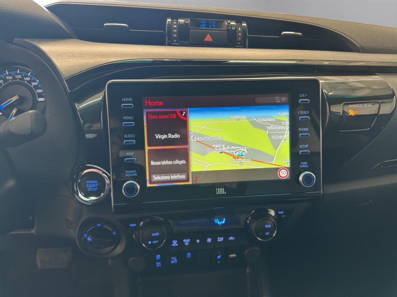 Toyota Hilux 2.8 d double cab Invincible 4wd auto