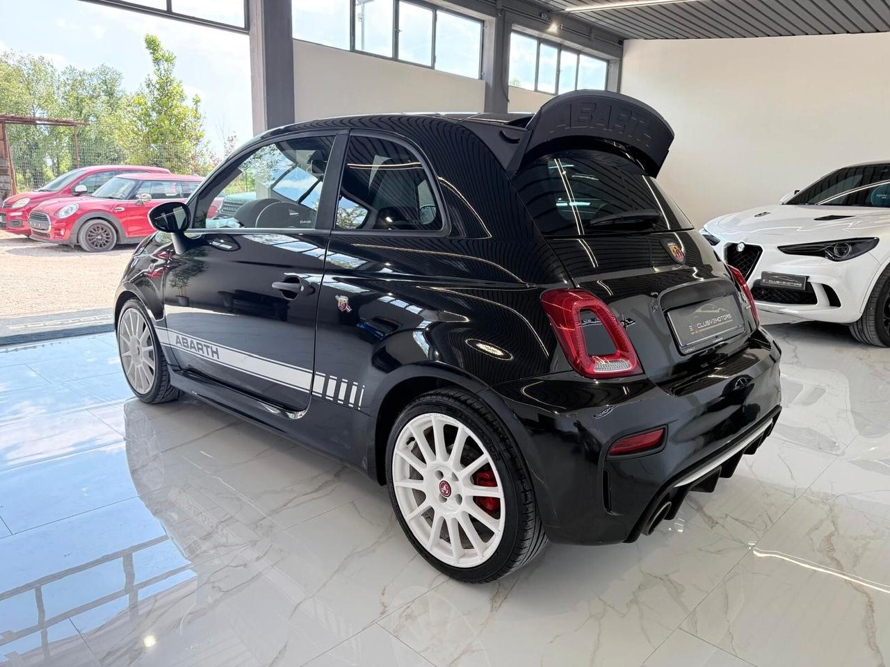 Abarth 695 1.4 t-jet 70th Essesse 180cv auto