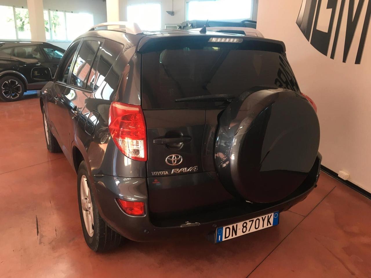 Toyota RAV 4 RAV4 2.2 D-4D 136 CV DPF