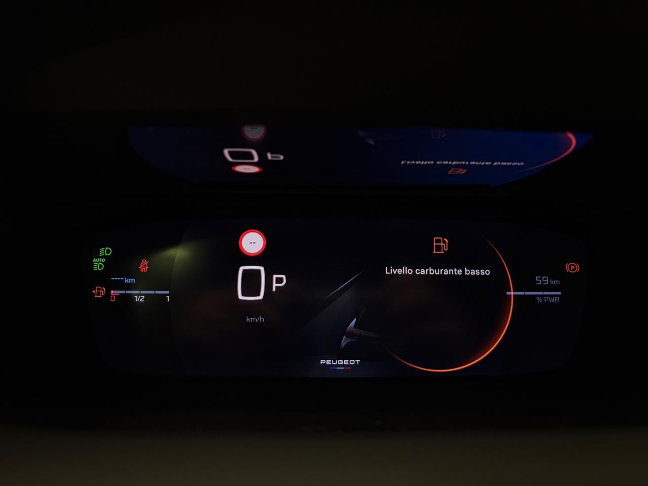 Peugeot 2008 1.2 HYBRID GT E-DCS6 *PROMO*