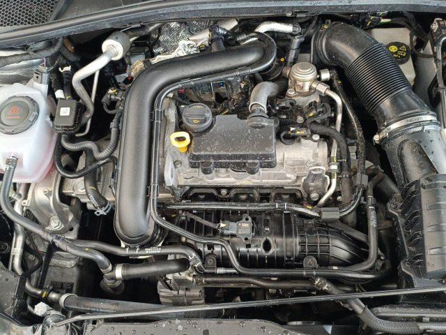 SKODA Fabia 1.0 TSI 95 CV Young Edition