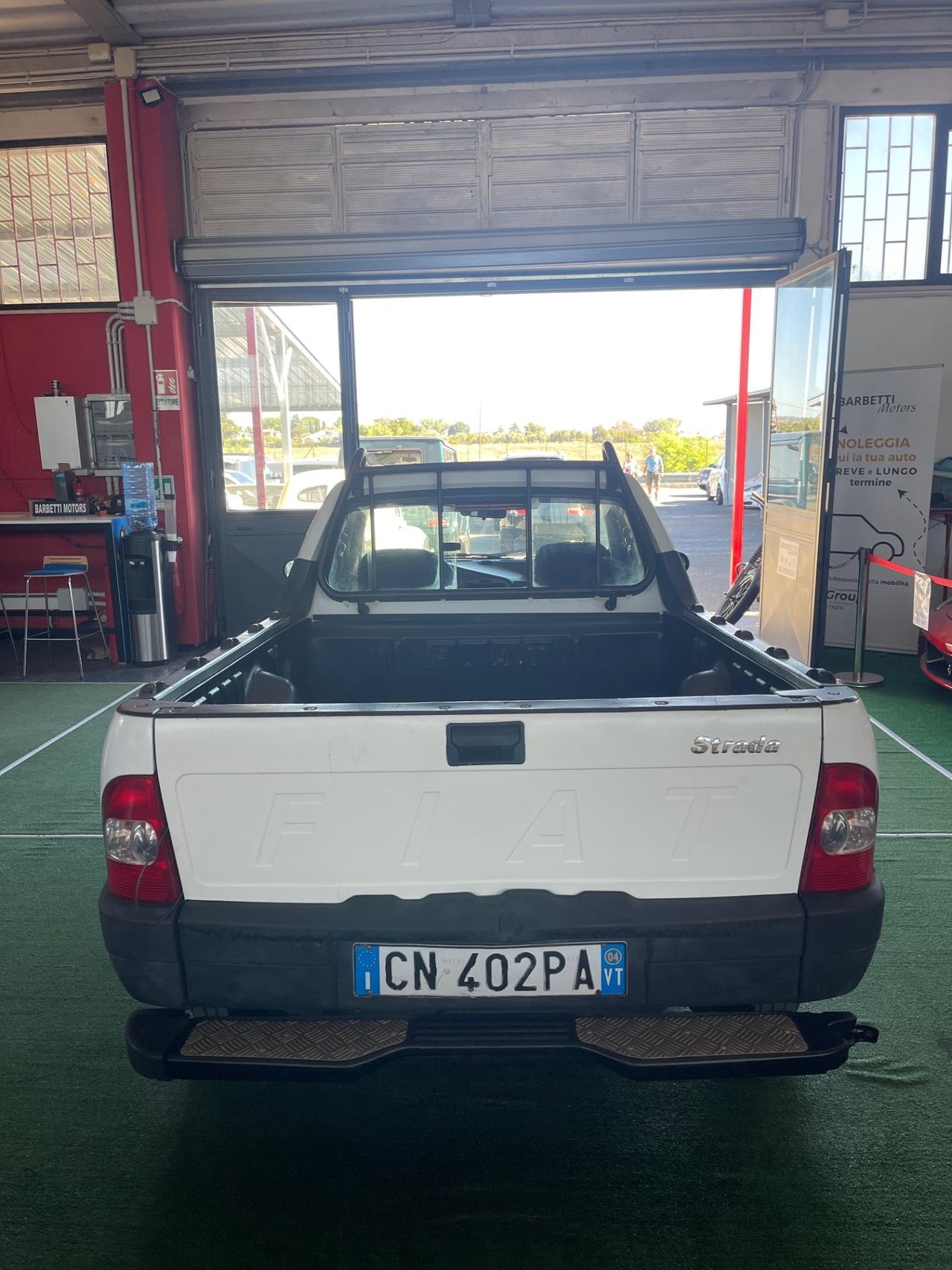 Fiat Strada 1.9 Diesel Pick-up Unipro PERMUTE RATE