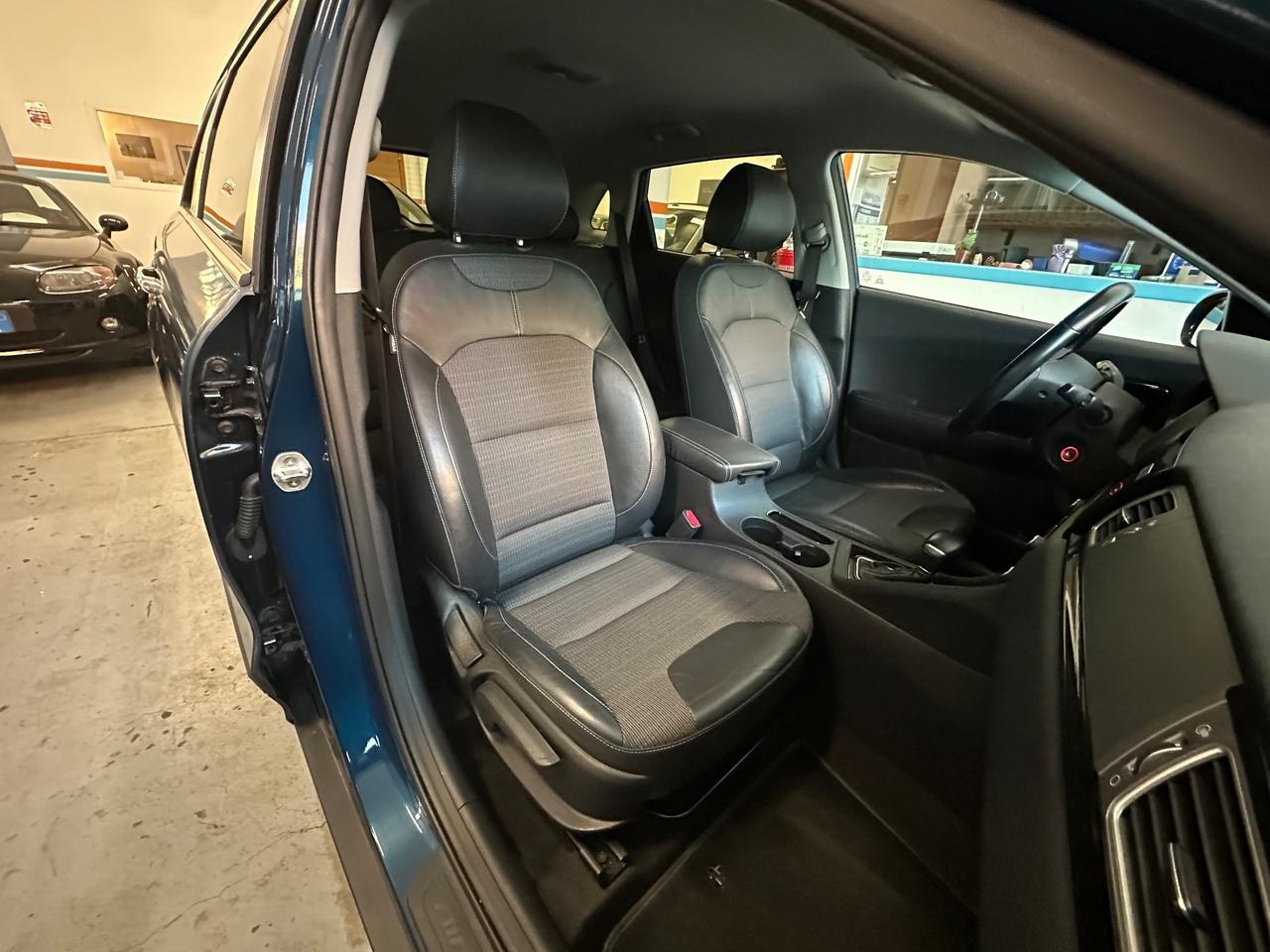 Kia Niro 1.6 GDi DCT HEV Style - Autonavigli