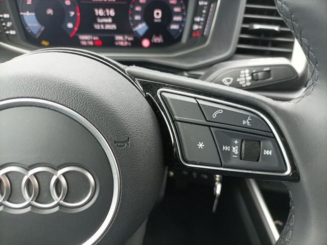 AUDI A1 SPB 30 TFSI Identity Black