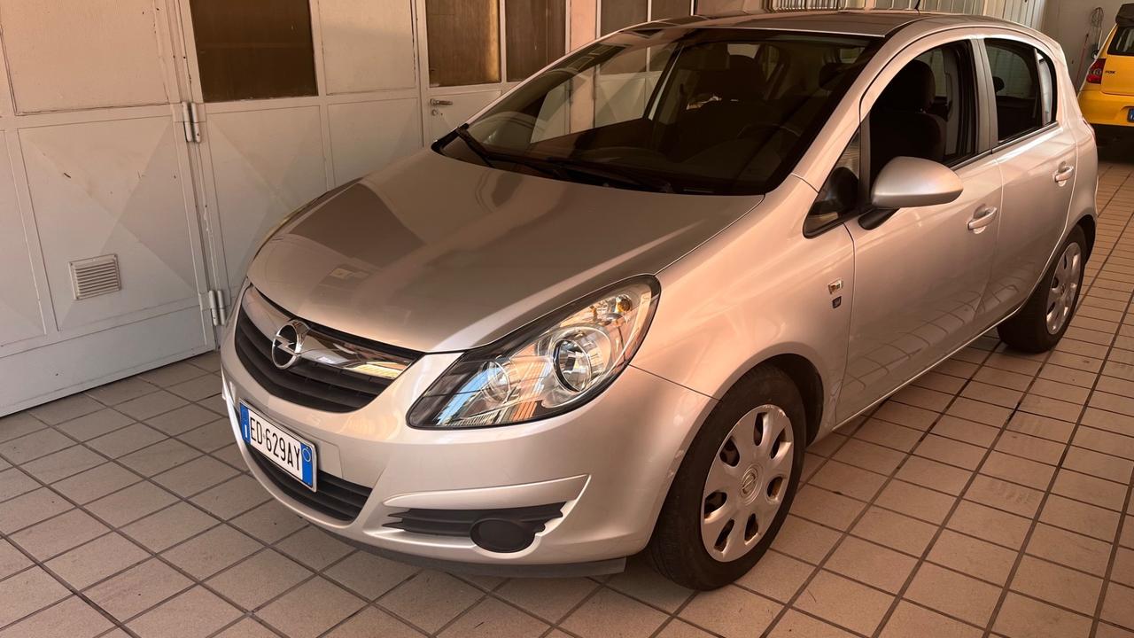 Opel Corsa 1.2 80CV 5 porte GPL-TECH Club
