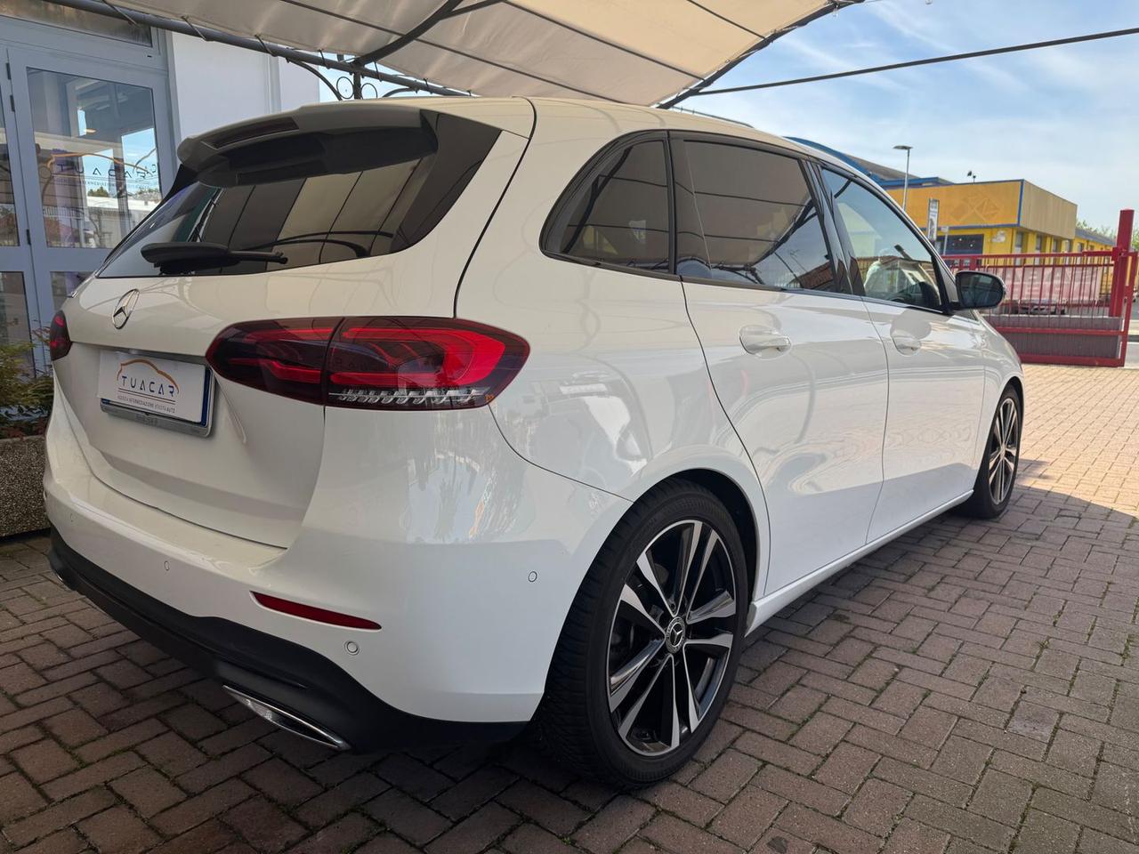 Mercedes-Benz B 180 Sport Plus B 180 D