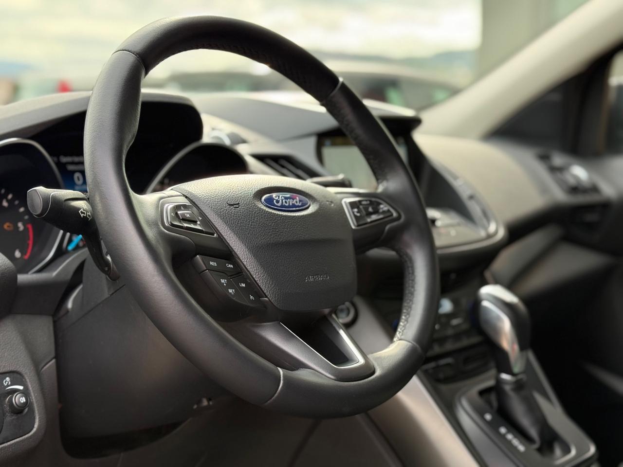 Ford Kuga 2.0 TDCI 120 CV S&S 2WD Powershift Titanium