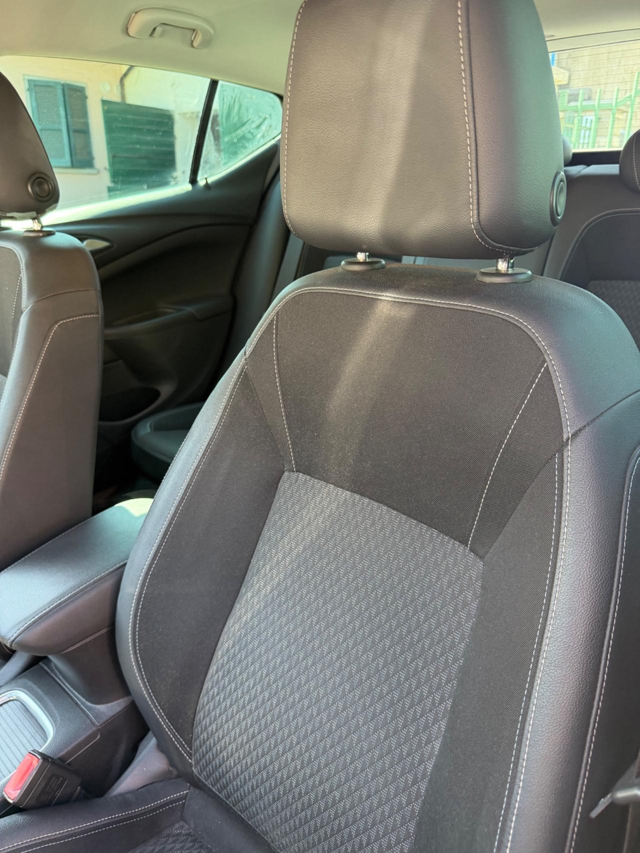 Opel ASTRA PREMIUM KMCERT GARANZ UNICOPR