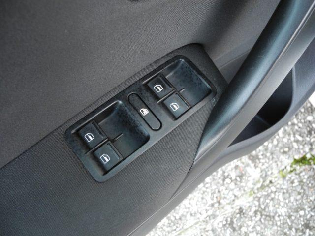 VOLKSWAGEN Polo 1.6 TDI 90cv DPF 5p. Highline - "OK NEOPATENTATI"