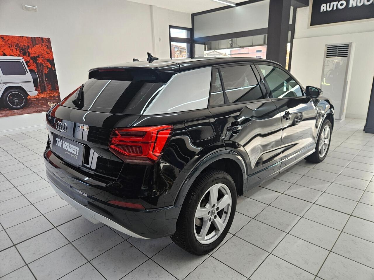 Audi Q2 30 1.6 tdi Identity Black my20