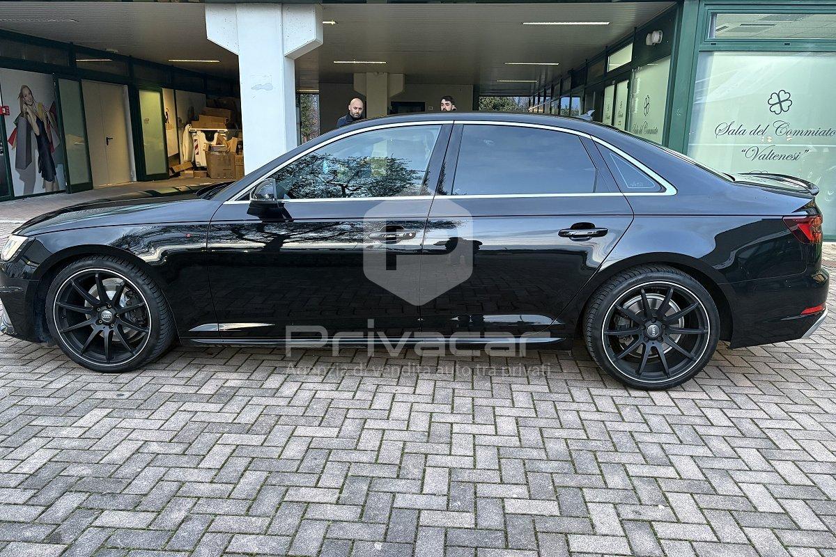 AUDI A4 2.0 TDI 150 CV S tronic S line edition