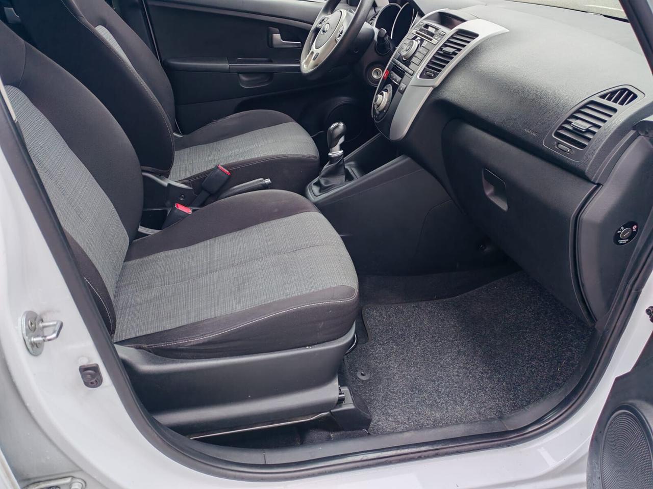 Kia Venga 1.4 CRDi 90CV Easy