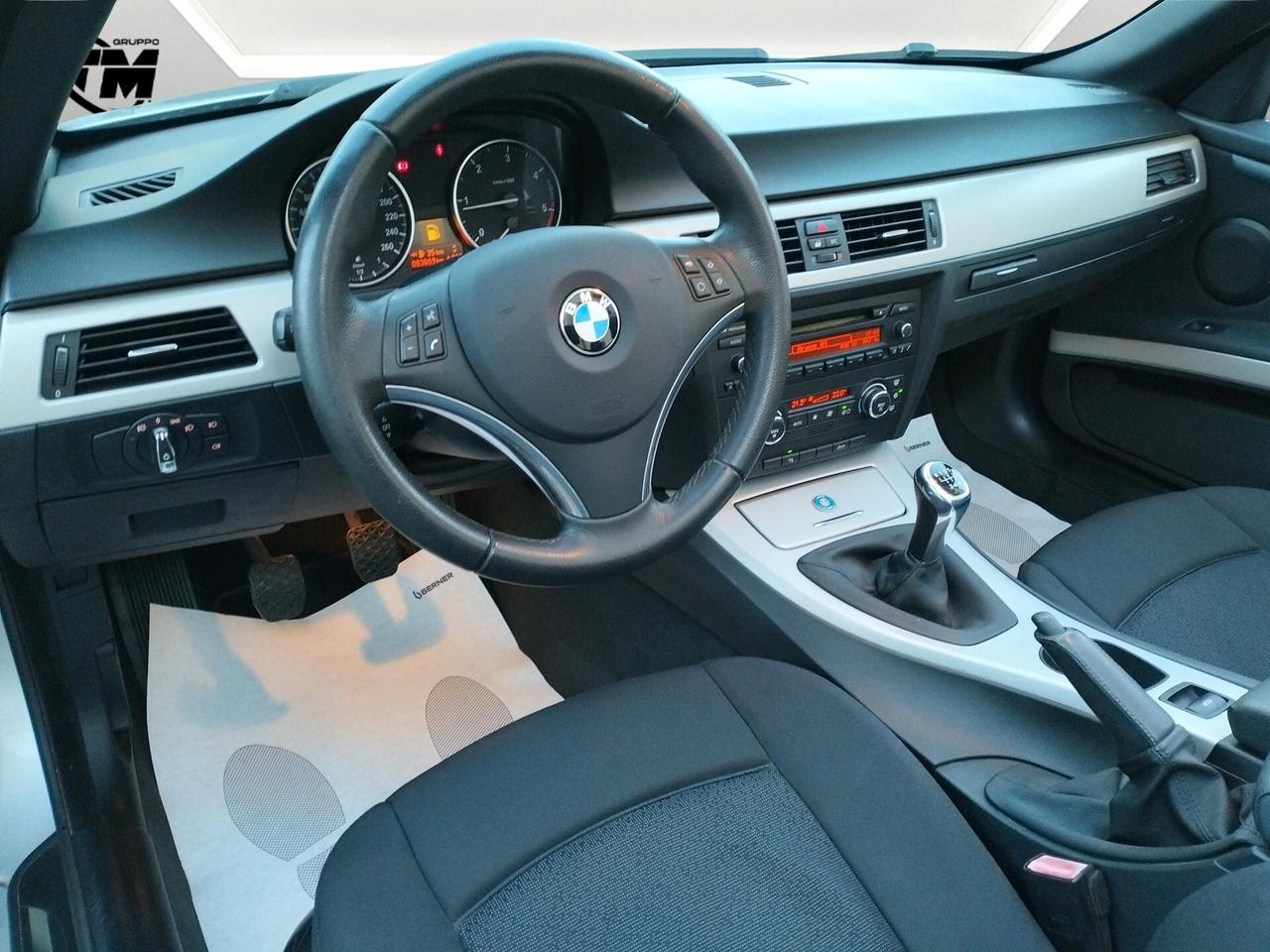 BMW 320 d Serie 3 E93 Cabrio Futura
