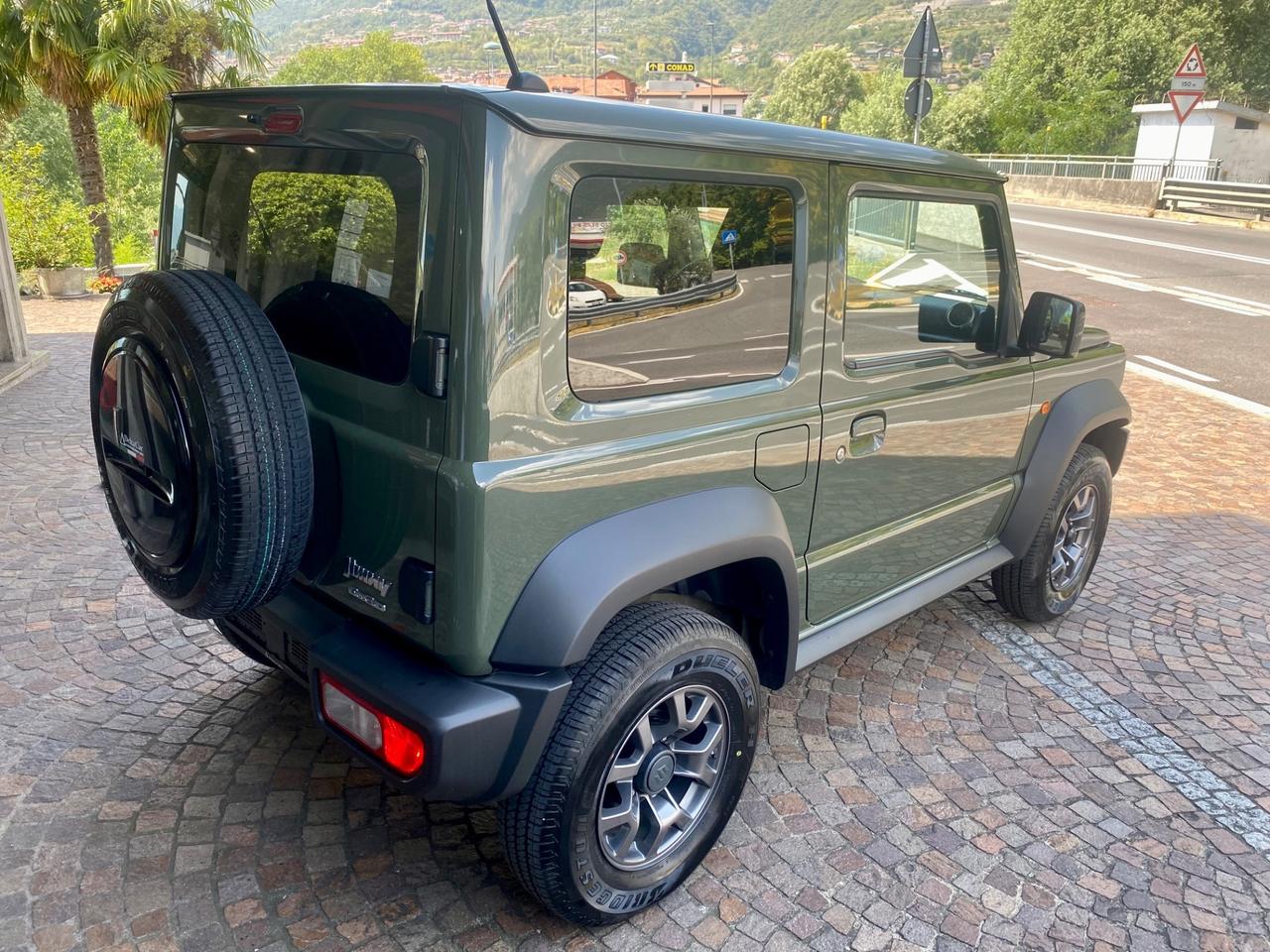 Suzuki Jimny 1.5 5MT Top 4 POSTI