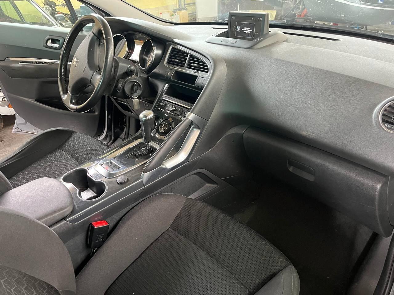 Peugeot 3008 BlueHDi 120 EAT6 S&S Active