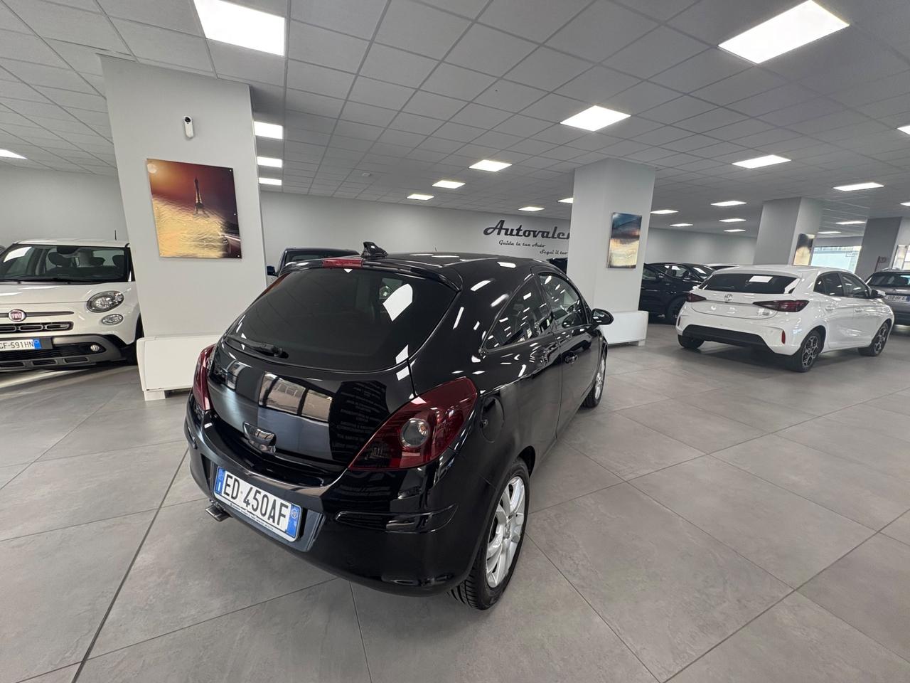 Opel Corsa 1.4 B 100cv 2010 km128000 neopatentati