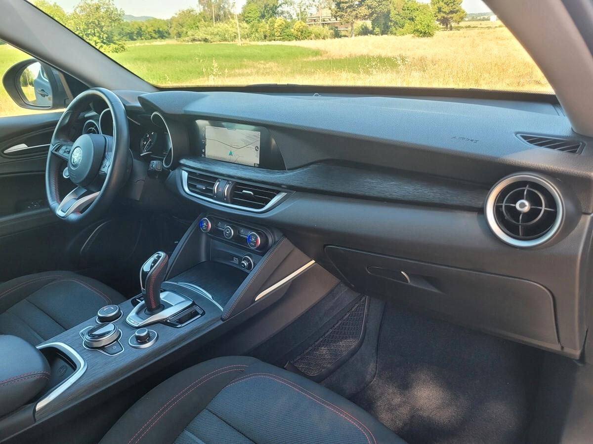 Alfa Romeo Stelvio 2.2 Turbodiesel 190 CV AT8 Q4 Business