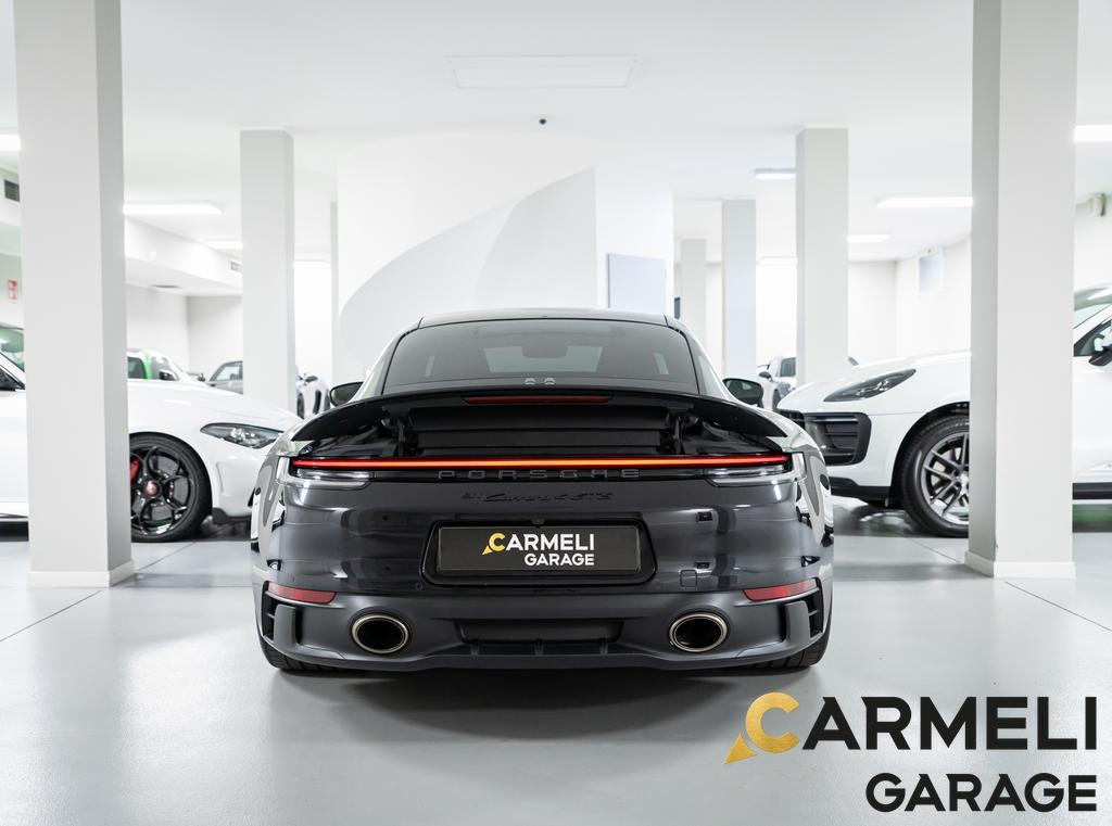 Porsche 911 992 4 GTS