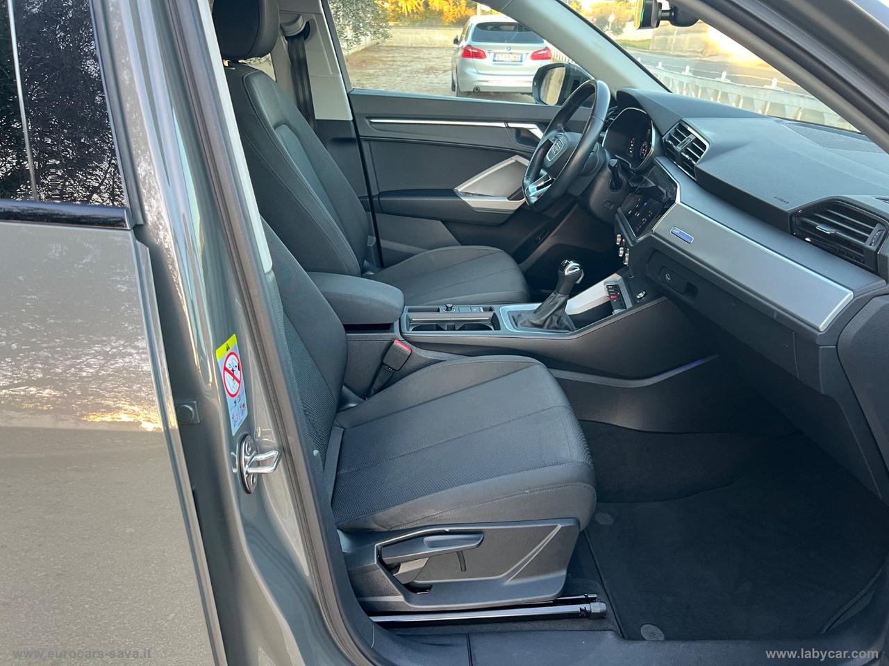 AUDI Q3 SPB 35 TDI Identity Black SPORTBACK S-TRONIC