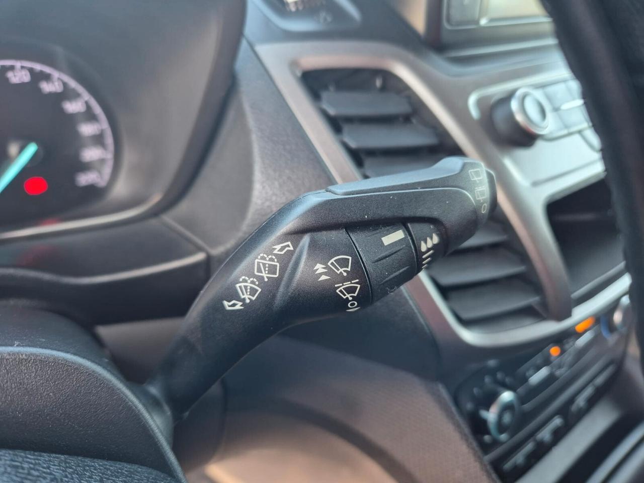 Ford Tourneo Connect Tourneo Connect 1.5 TDCi 120 CV Titanium