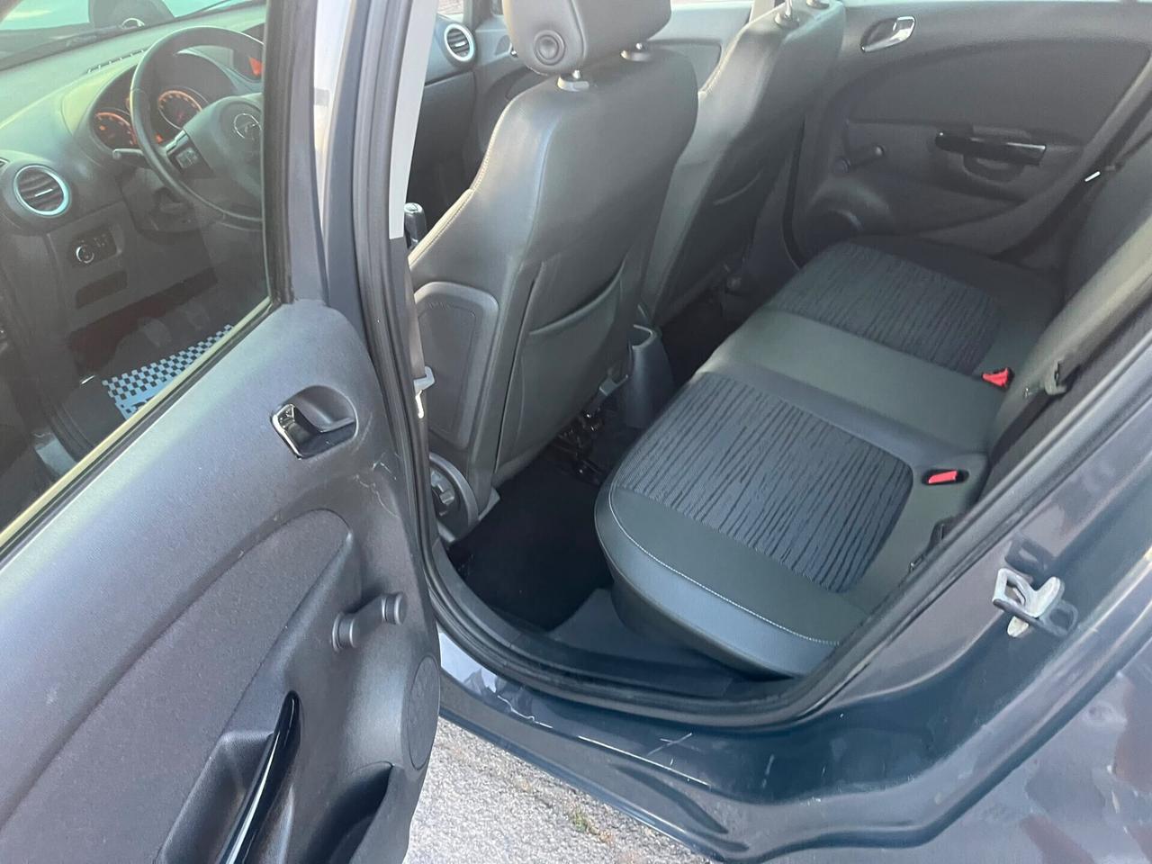 Opel Corsa 1.2 5 porte GPL-TECH Edition 2015