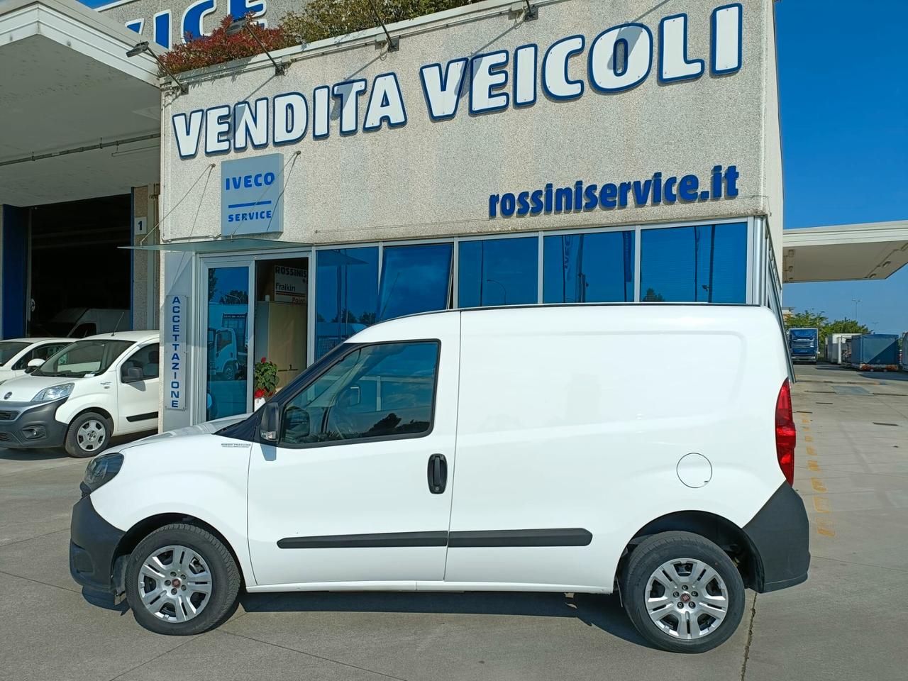 FIAT DOBLO CARGO 1.6 MJT SX 3 POSTI FURGONE 105 CV EURO 6D