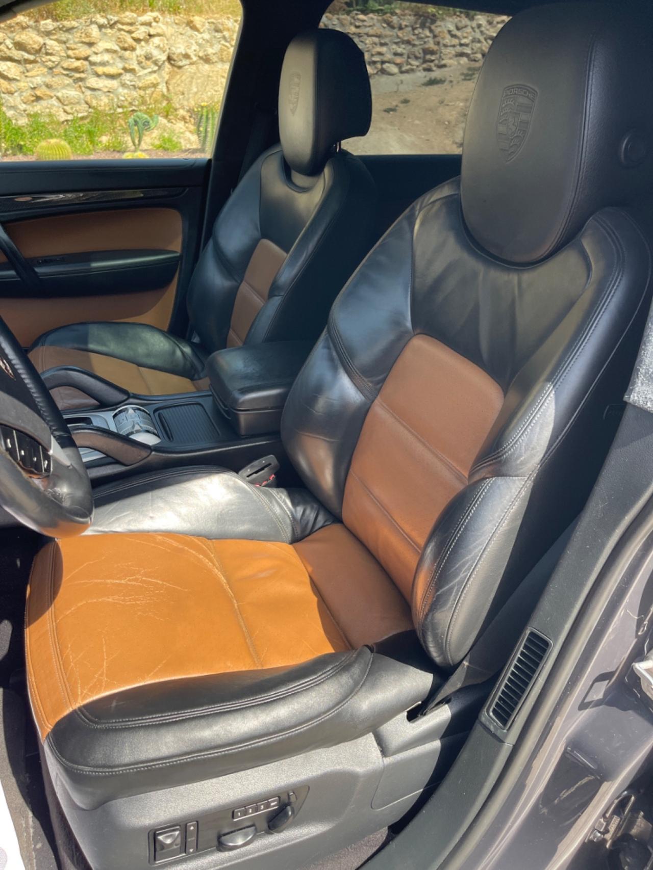 Porsche Cayenne 4.8 Turbo S