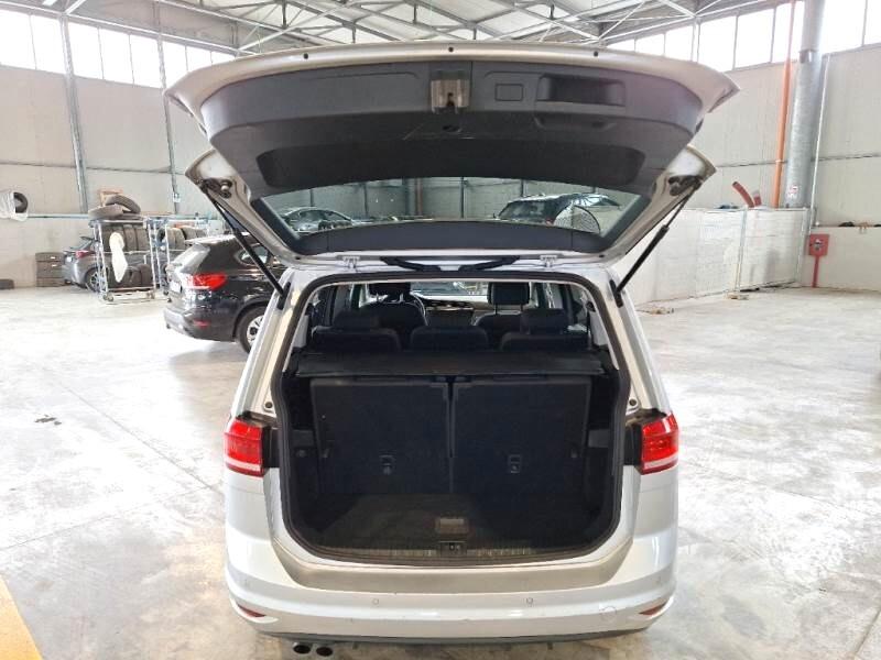 Volkswagen Touran 2.0 TDI 150 CV SCR DSG Business BlueMotion Technology
