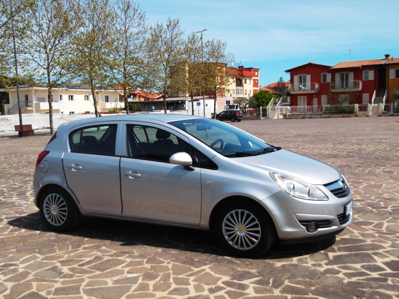 Opel Corsa 1.2 GPL Casa Neopatentati 2010