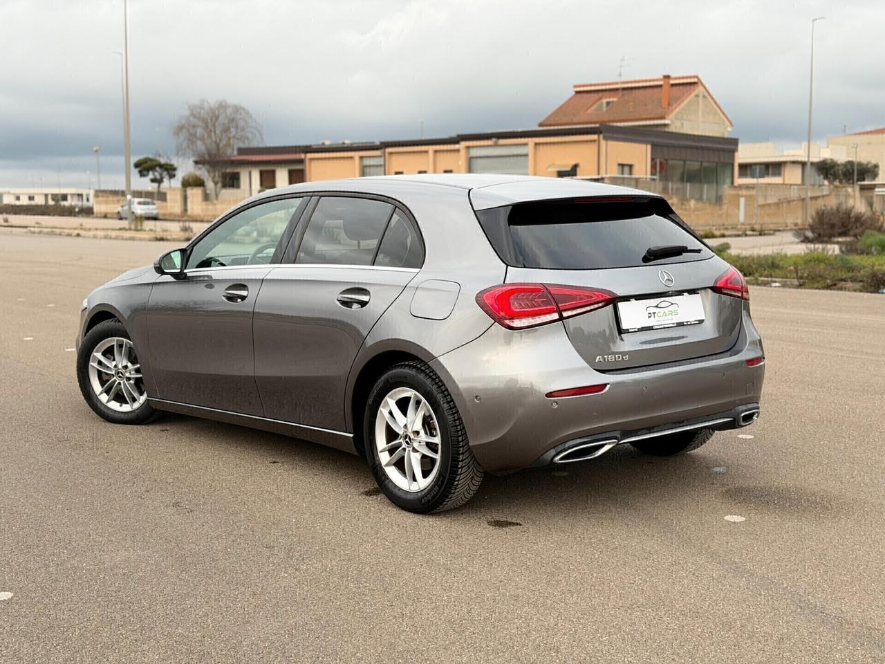 Mercedes-benz A 180 d Automatic 116cv auto 32.000km