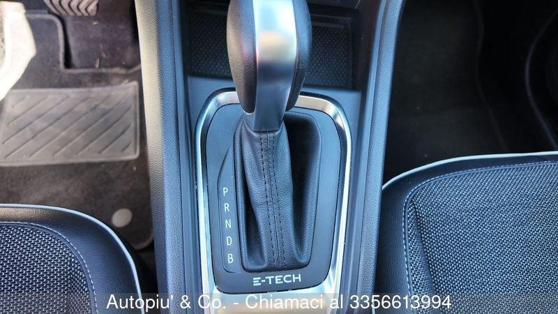 Renault Captur E-Tech hybrid 1.6 E-TECH 145cv TECHNO FAST TRACK