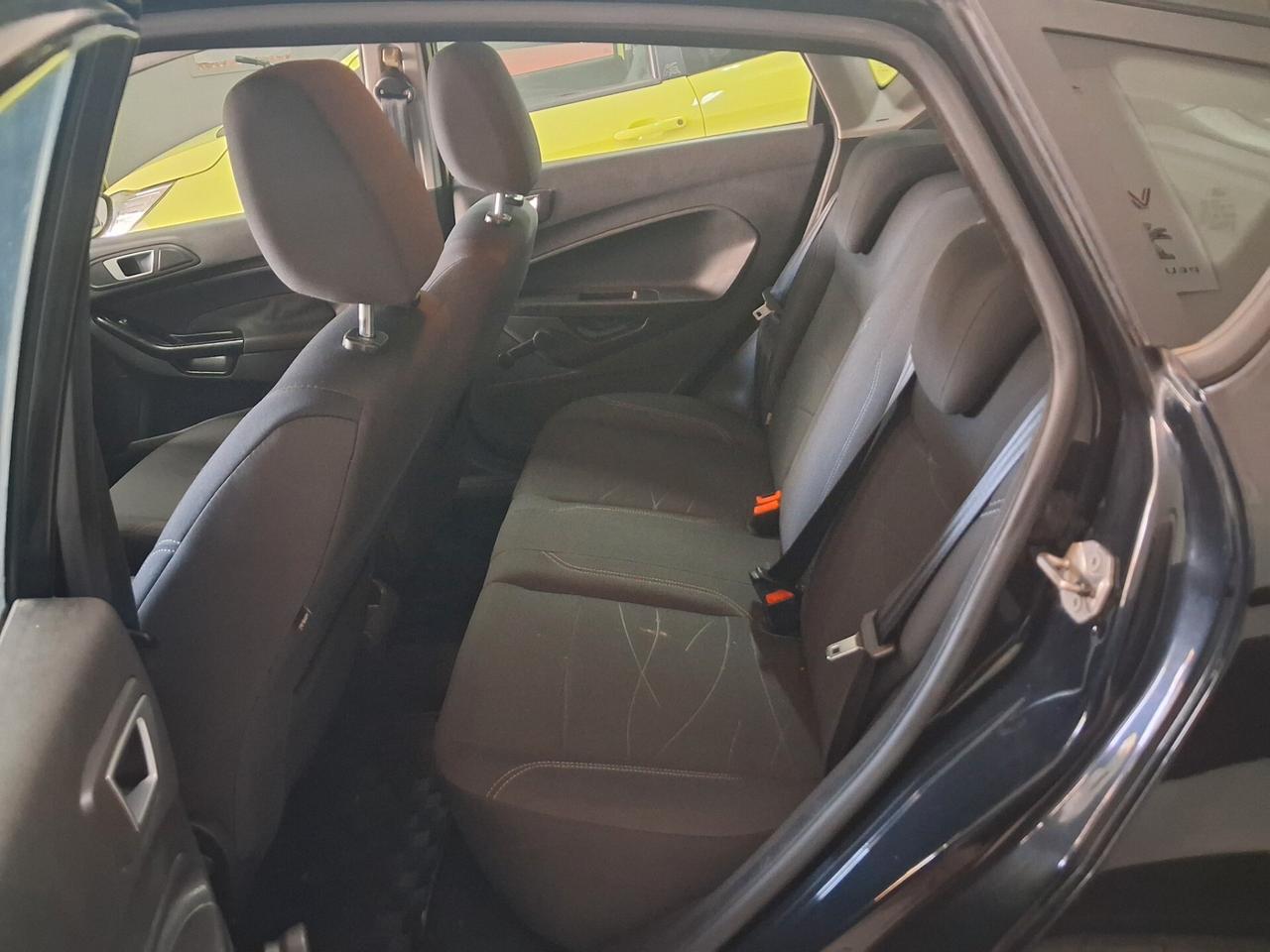 Ford Fiesta 1.5 TDCi 75CV 5 porte unico prop 2013