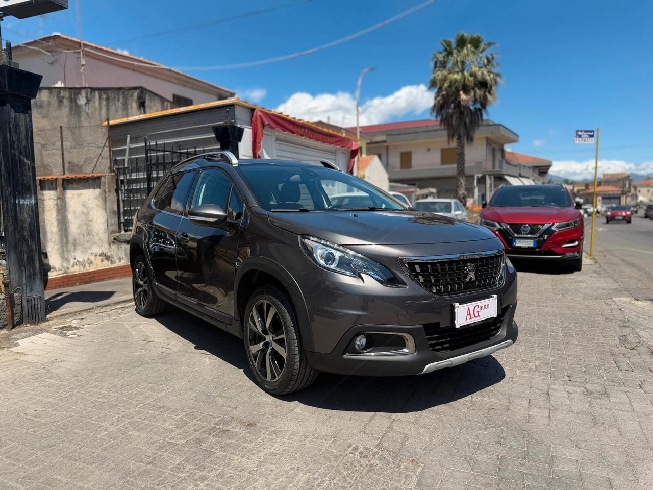 Peugeot 2008 1.6 BlueHDi 100 ALLURE