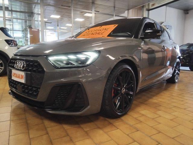 AUDI A1 SPORTBACK 40 TFSI S tr. Identity Black S line 18"