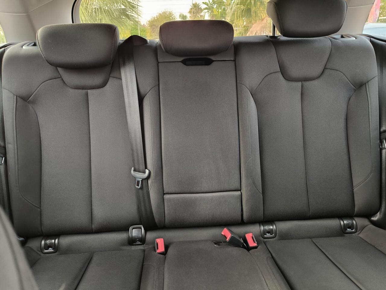 Audi Q5 40 TDI quattro S tronic Business Sport