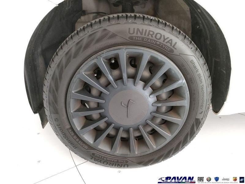 Lancia Ypsilon 1.0 FireFly 5 porte S&S Hybrid Ecochic Silver