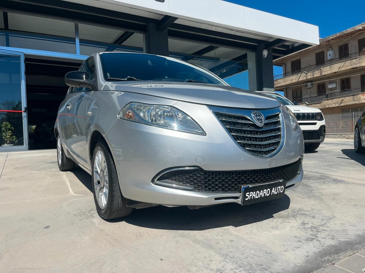 Lancia Ypsilon 1.2 69 CV 5 porte Gold