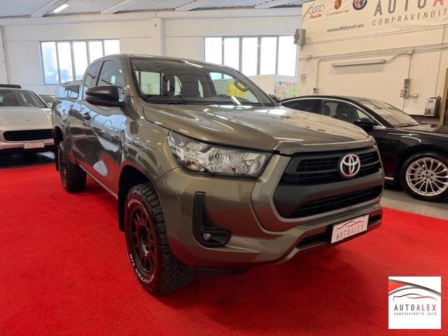 TOYOTA Hilux 2.4 d-4d C&C 4x4 Comfort GANCIO TRAINO