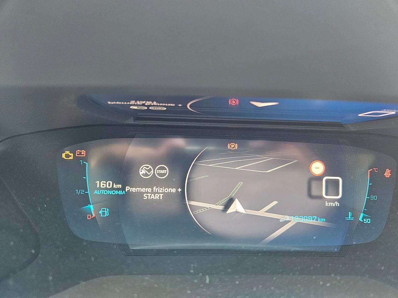 Peugeot 2008 BlueHDi 110 S&S Allure Pack