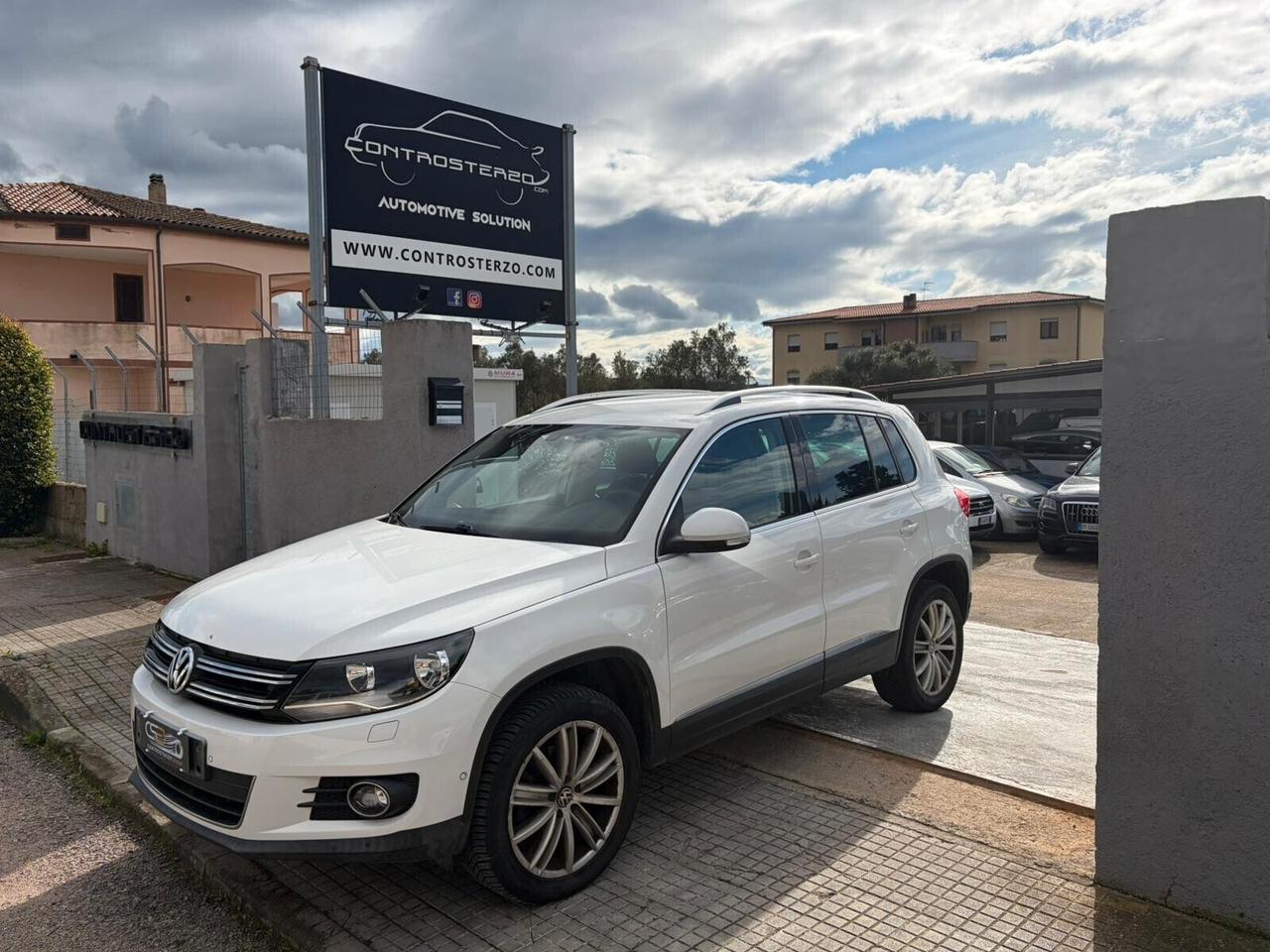 VOLKSWAGEN TIGUAN 4X4