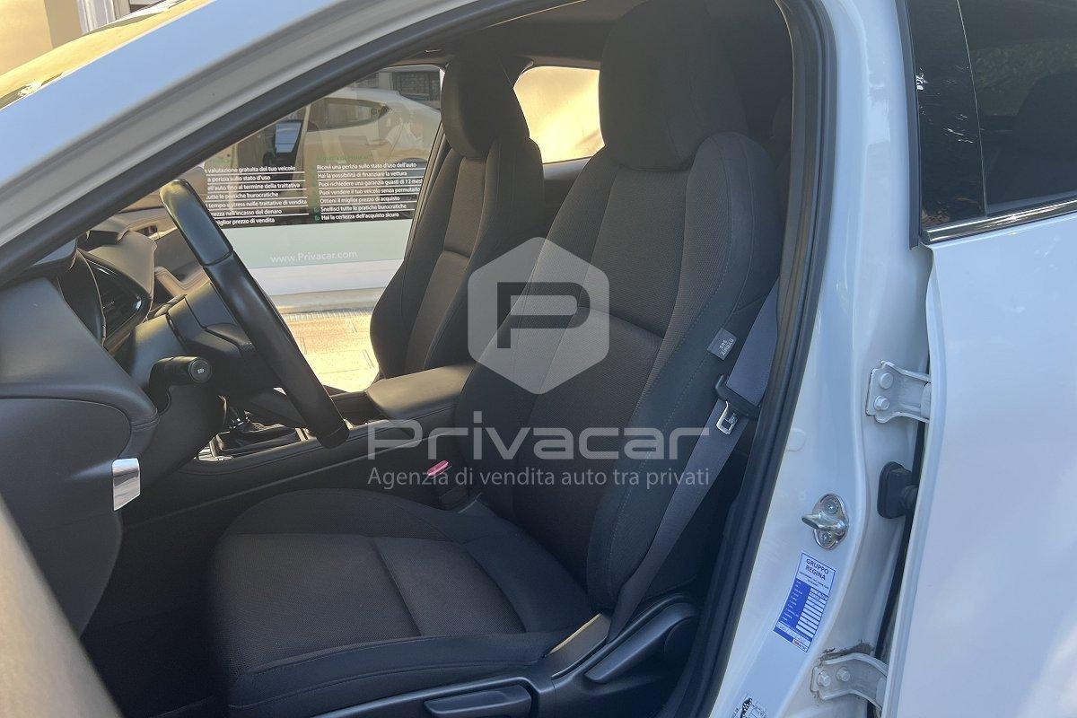 MAZDA Mazda3 2.0L e-Skyactiv-G M Hybrid Exclusive