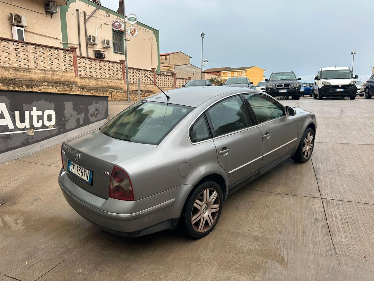 Volkswagen Passat 1.9 TDI/130 CV cat Highline